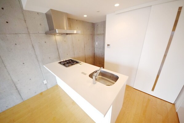 ラティエラ成城学園前の物件内観写真